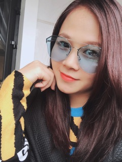 Kính thời trang auth sale off