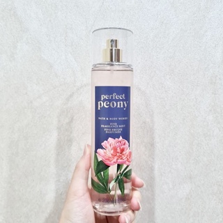 Xịt thơm body mist Bath & Body Works 236ml