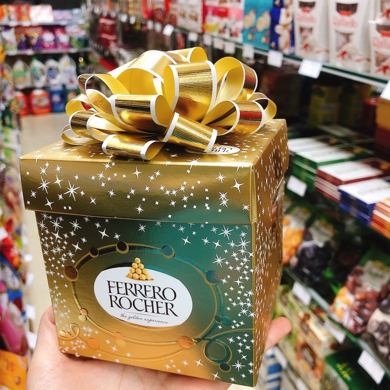 Socola mix Ferraro Rocher hộp quà vuông có nơ 225g date 20.04.2023