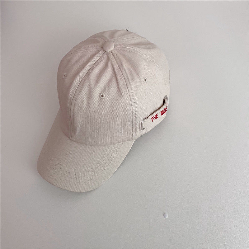 Mũ lưỡi trai thêu chữ phong cách trẻ trung năng động