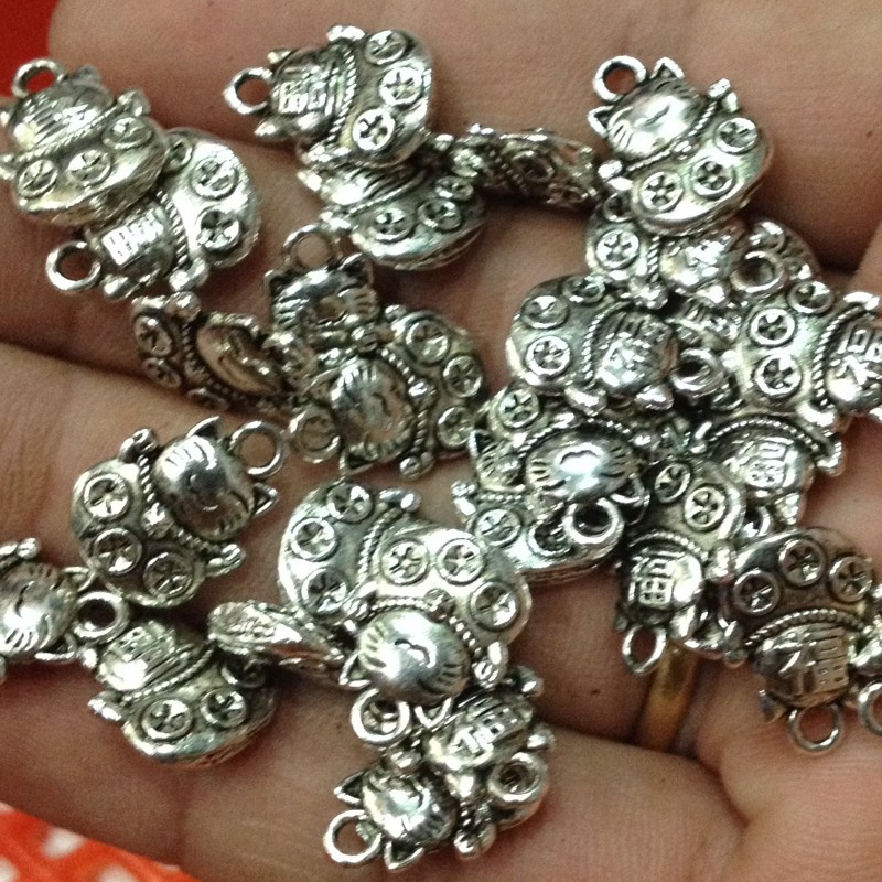 Charm mèo thần tài giá rẻ 23k = 50 gram / 1 gói [ cung cấp sỉ phụ kiện handmade ]