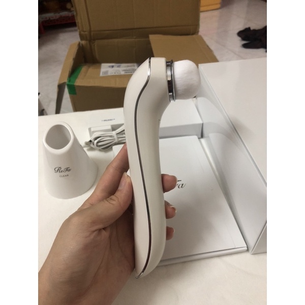 Máy rửa mặt Refa