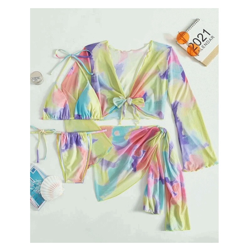 Bikini tam giác kèm choàng và khăn