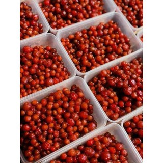 Mứt chùm ruột rim mật ong kèm muối rang