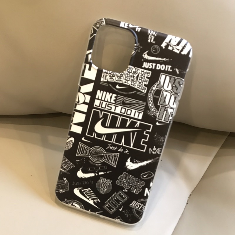 Sỉ ốp lưng iphone nike giá gốc từ xưởng sản xuất ốp lưng akira