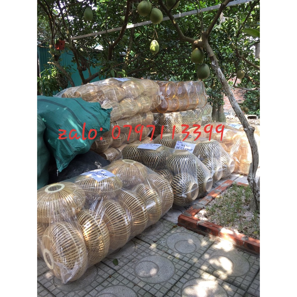 Chao đèn mây trang trí sân thượng đèn nón thưa