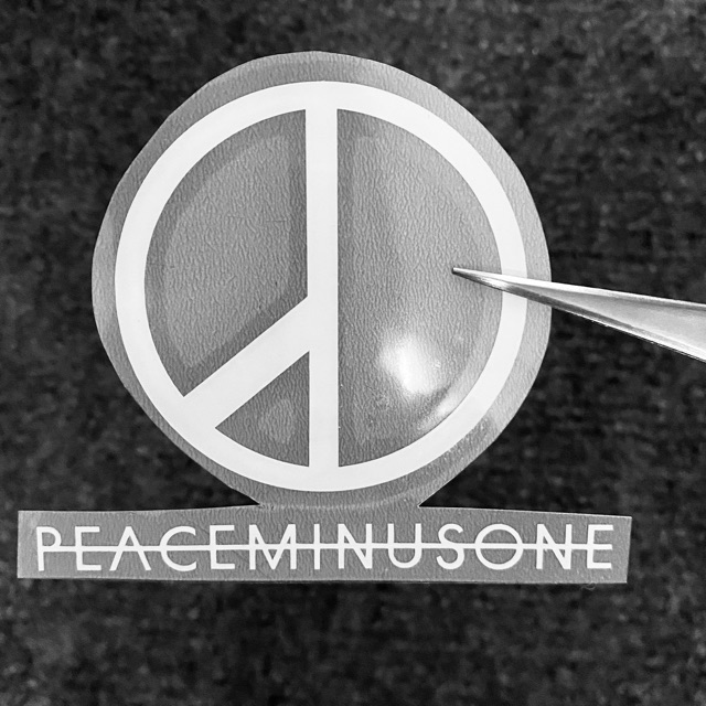 Decal Logo Sticker Patch in áo ủi trực tiếp lên vải hình biểu tượng hoà bình Peace Minusone