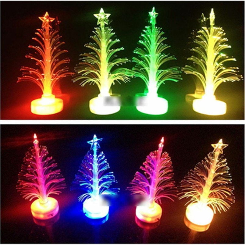 Cây thông mini để bàn có đèn led trang trí lễ giáng sinh