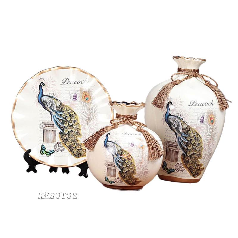 Bộ 2 Bình Hoa Bằng Gốm Họa Tiết Chim Công Cổ Điển