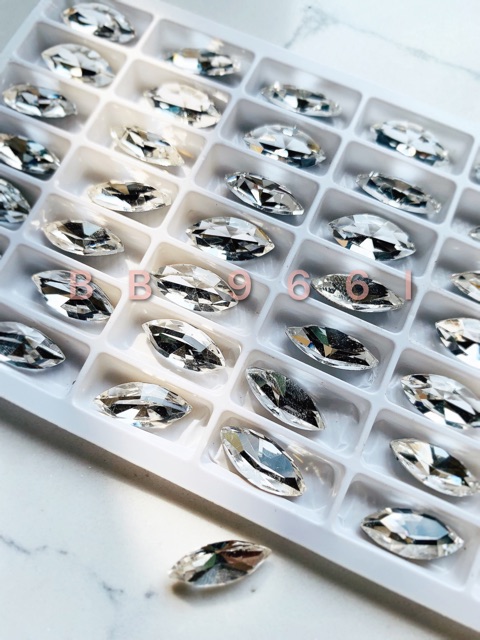 10 viên - 32v Đá Khối Trang trí Móng Nail Chân Bạc