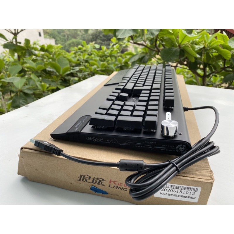 Bàn Phím Cơ Gaming K1000 LangTu có Led RGB