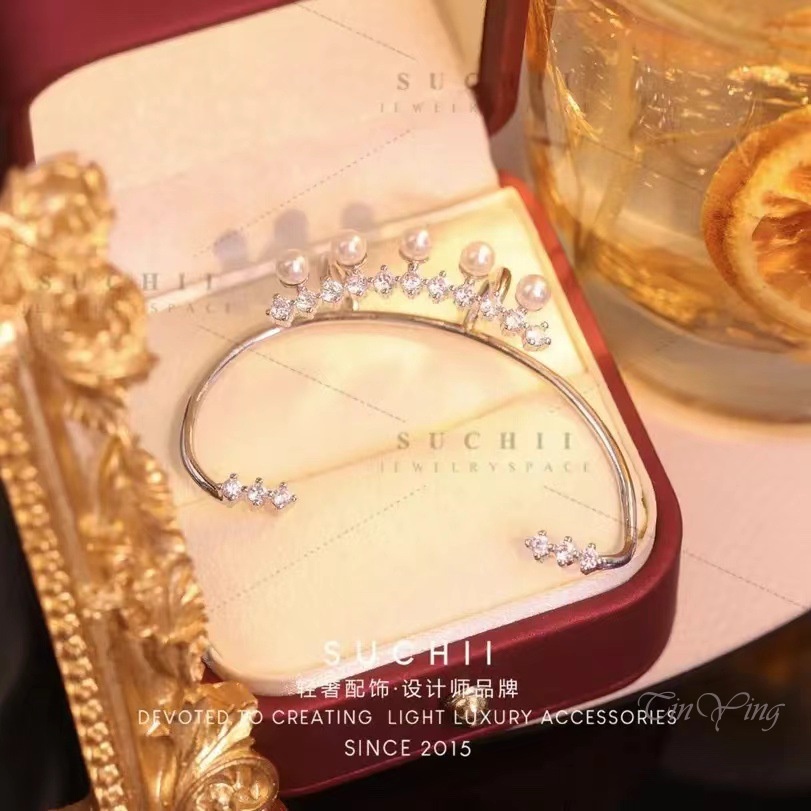 GETNOIVAS Khuyên tai kẹp vành hình bướm treo không cần xỏ lỗ độc đáo cá tính phong cách Hàn Quốc dành cho nữ