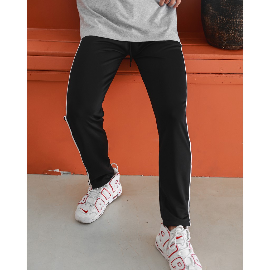 QUẦN THỂ THAO 2 SỌC MÀU ĐEN | BigBuy360 - bigbuy360.vn