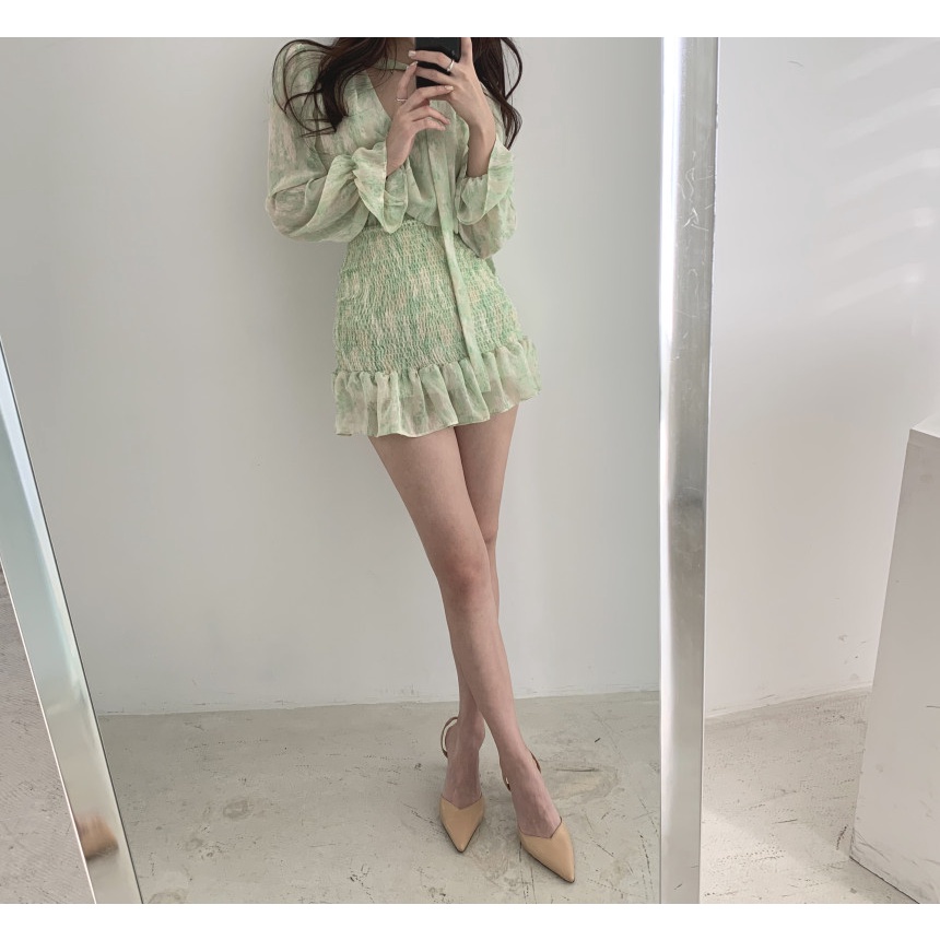 Váy MORAN voan hoa xanh loang dài tay thon eo thun ôm body điệu đà gợi cảm style Hàn Quốc