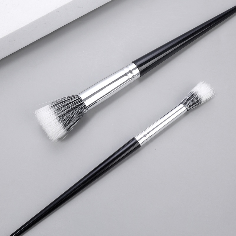 1 Cọ Trang Điểm Đầu Dẹt Lông Tổng Hợp