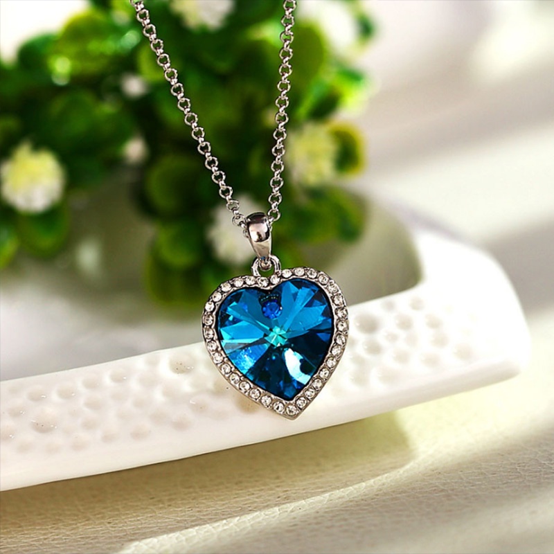 Vòng cổ mặt hình trái tim titanic đính đá zircon mẫu mới năm 2021 thời trang