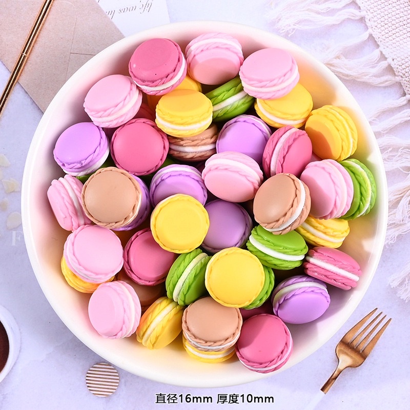 charm bánh macaroons trang trí