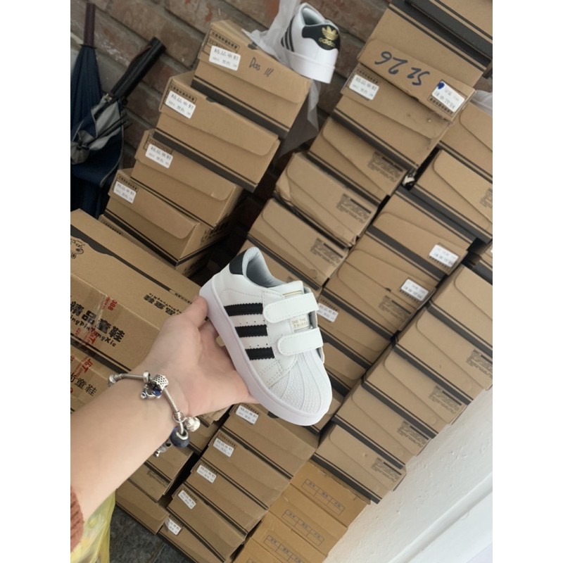 Giầy sọc cho bé