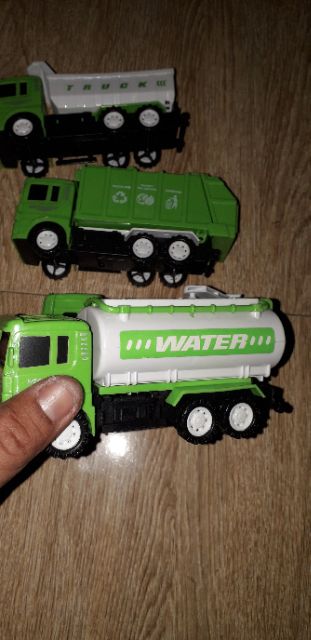 Sét 4 xe mô hình bằng nhựa xe vệ sinh chạy chớn rất đẹp