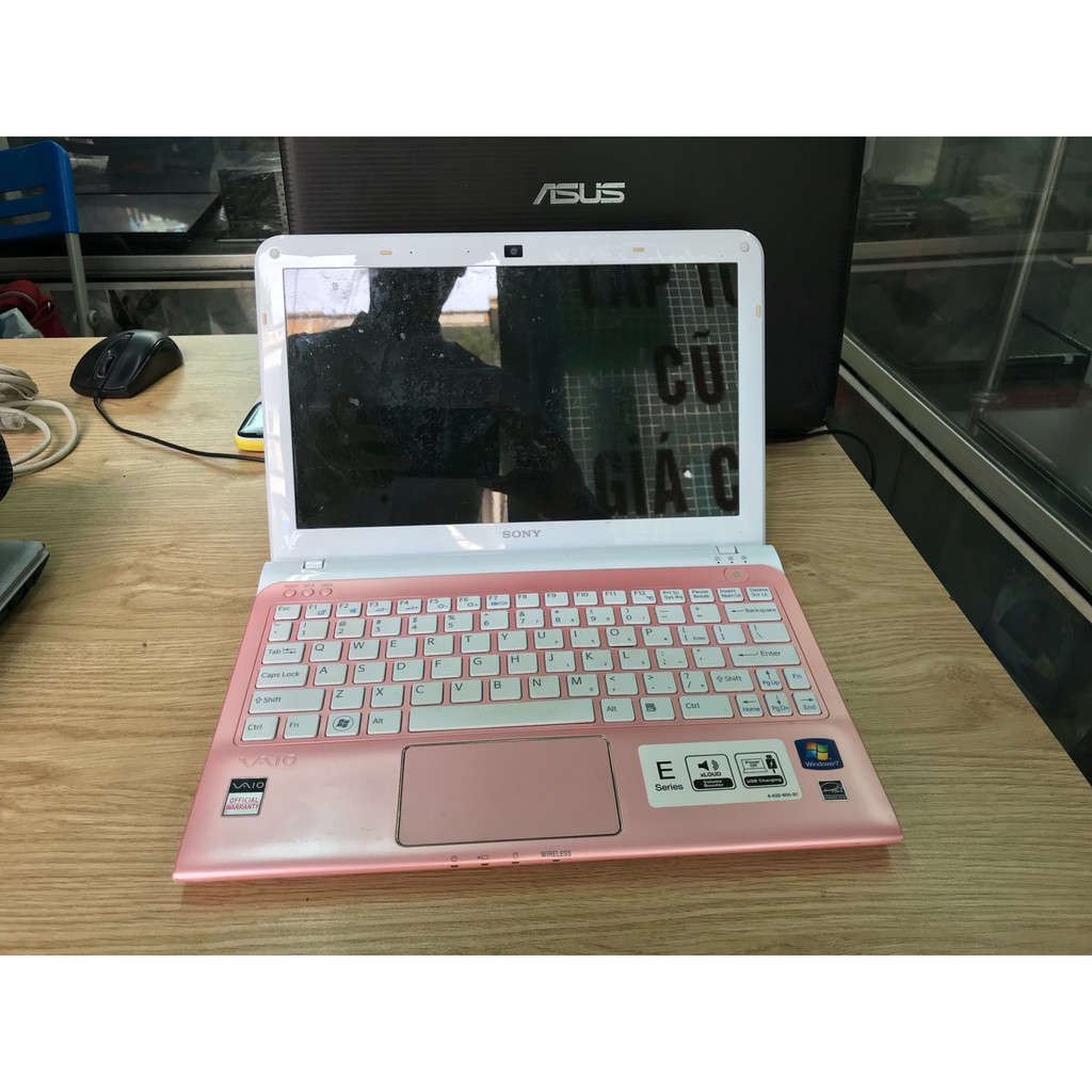 [Quá Rẻ ] Siêu Phẩm laptop mini SVE 11 hồng Màn 11inch Mỏng nhẹ Tặng Phụ Kiện