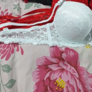 ÁO NGỰC REN MÚT DẦY