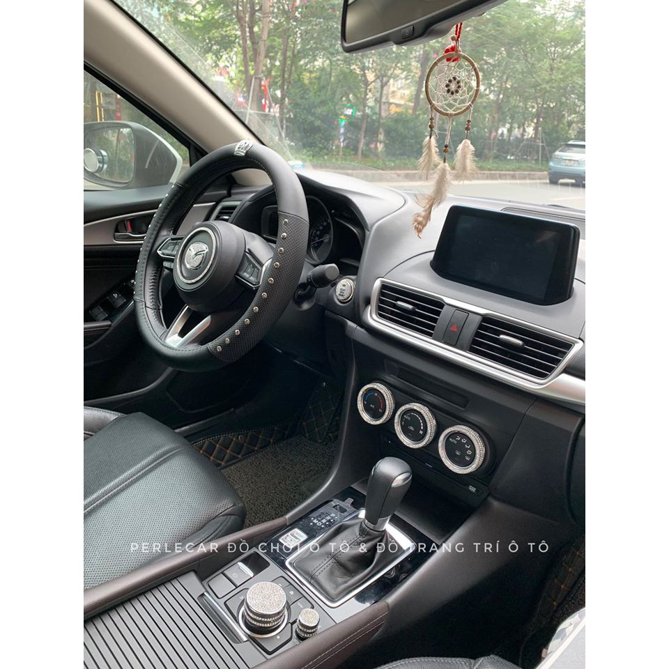 Đính đá trang trí Mazda 3, Mazda 2 sang trọng thời thượng