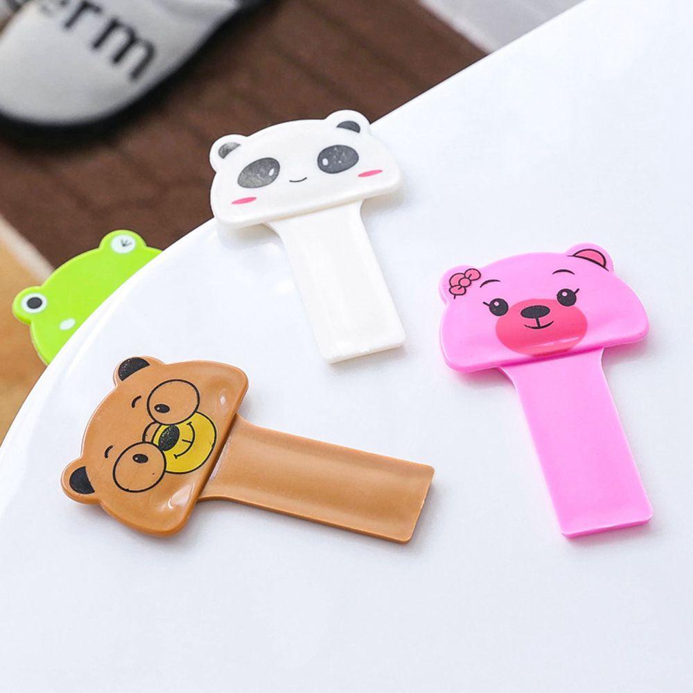 Giovanni Dụng Cụ Nâng Bệ Ngồi Toilet Hình Động Vật Dễ Thương Tự Dính Tránh Chạm Tay Cầm