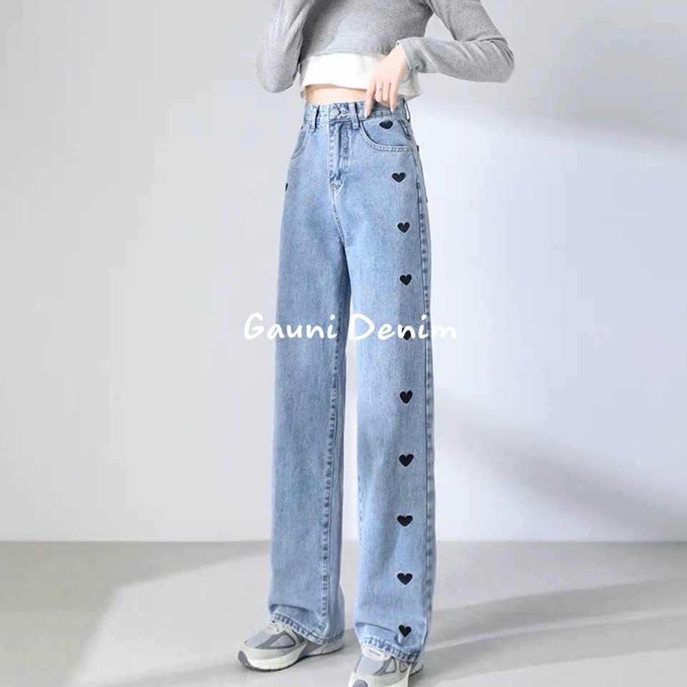 Quần Ống Rộng Lưng Cao Vải Cotton. Quần jeans ống rộng lưng cao in tìm dọc sườn