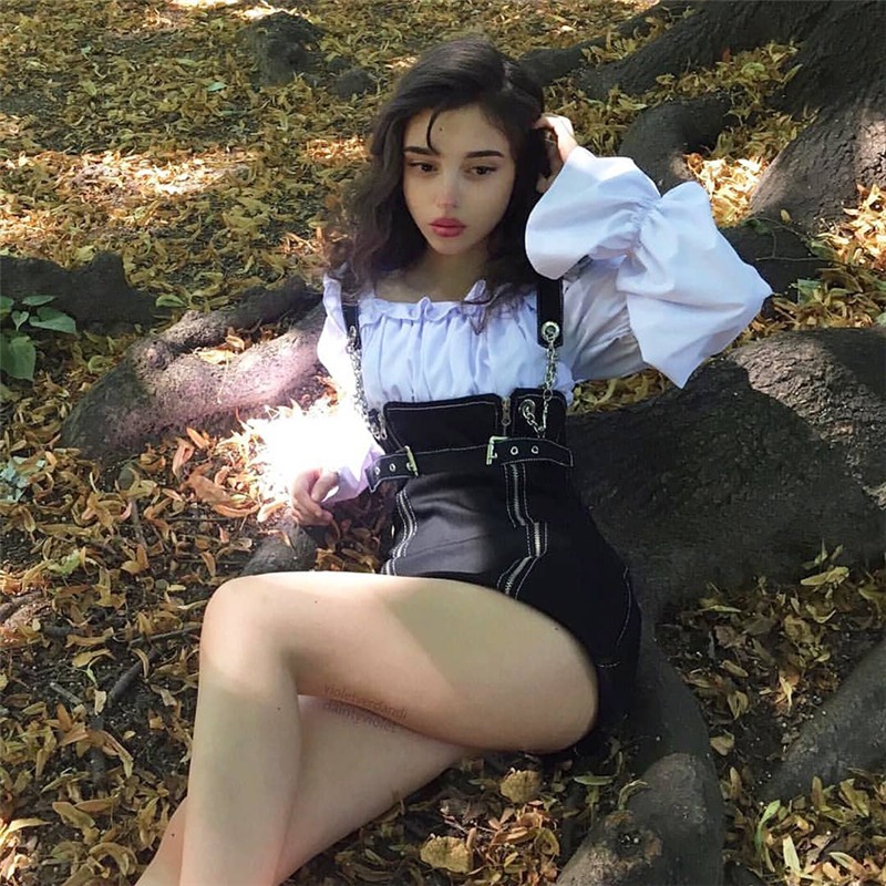 Đầm dáng ôm hai dây mini Emilyshop