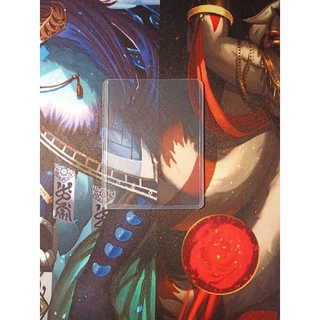Toploader miếng bằng nhựa được dùng để bảo vệ card Yugioh và 1 số ảnh thẻ khác.
