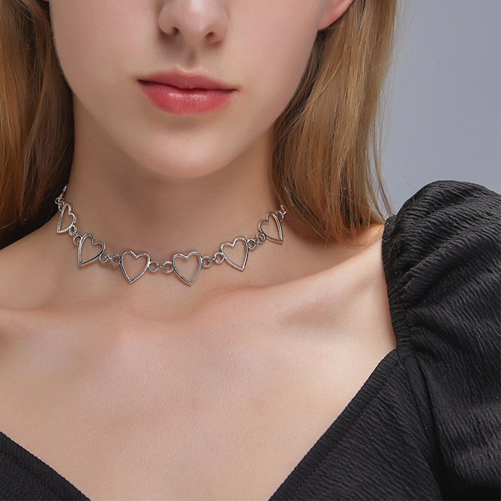 Vòng Cổ Hợp Kim Mặt Hình Trái Tim Xinh Xắn Cho Nữ