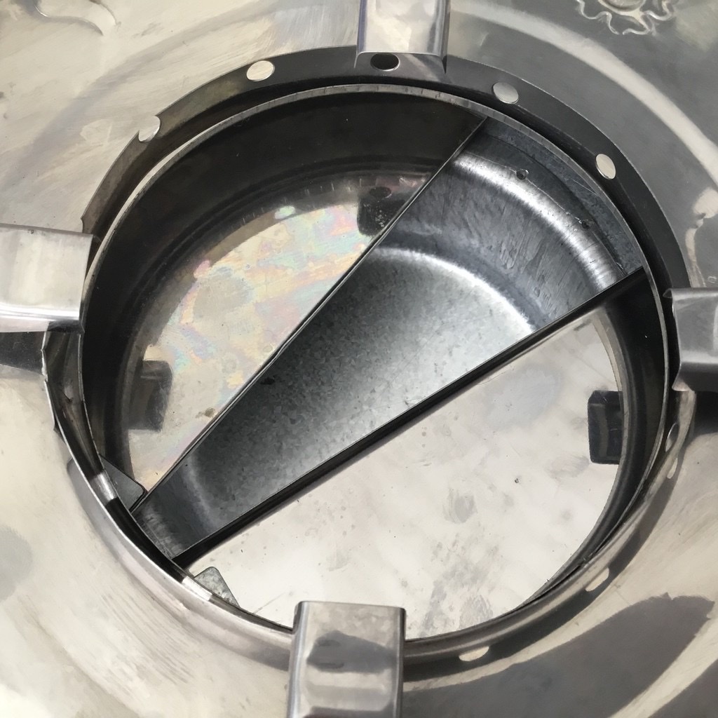 Bếp cồn Inox tròn giá rẻ dùng cho NHÀ HÀNG LẨU NƯỚNG