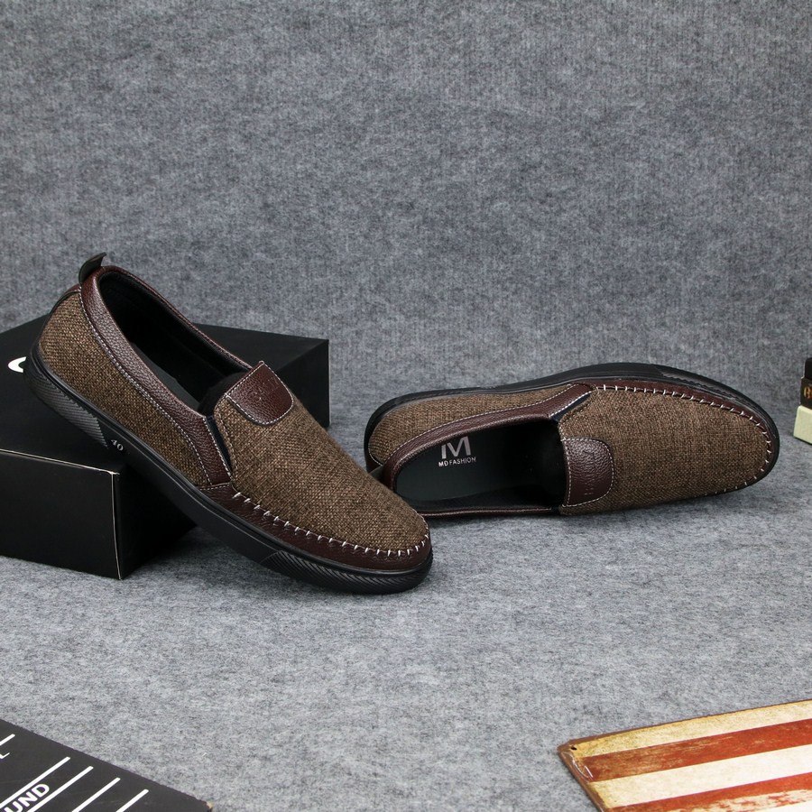 Giày lười vải nam thân nâu đế đen TS214 Tronshop | BigBuy360 - bigbuy360.vn
