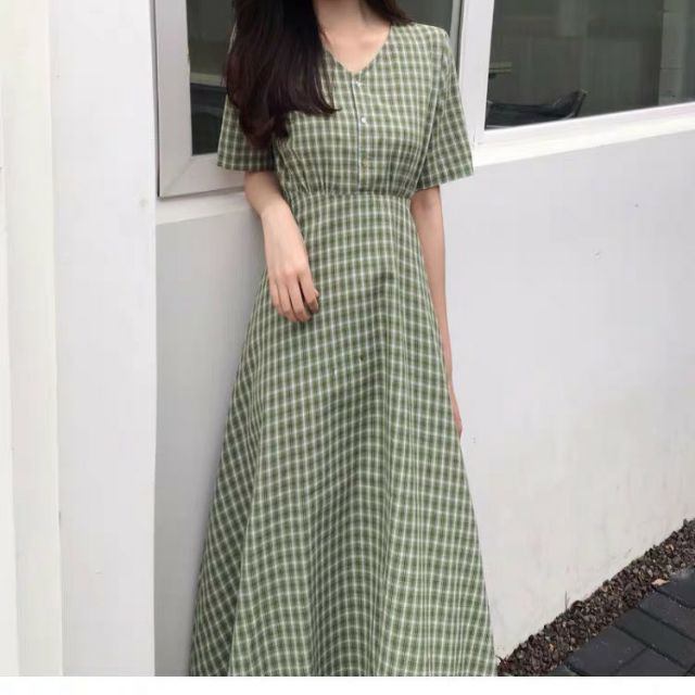 Váy kẻ cổ v vintage