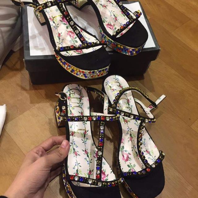 Sandal đính đá hà hồ full box