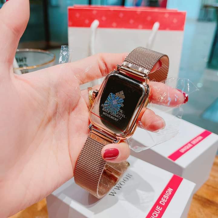 Đồng hồ - nữ- wwoor 199 - nhật bản -màu đen sang xịn | BigBuy360 - bigbuy360.vn