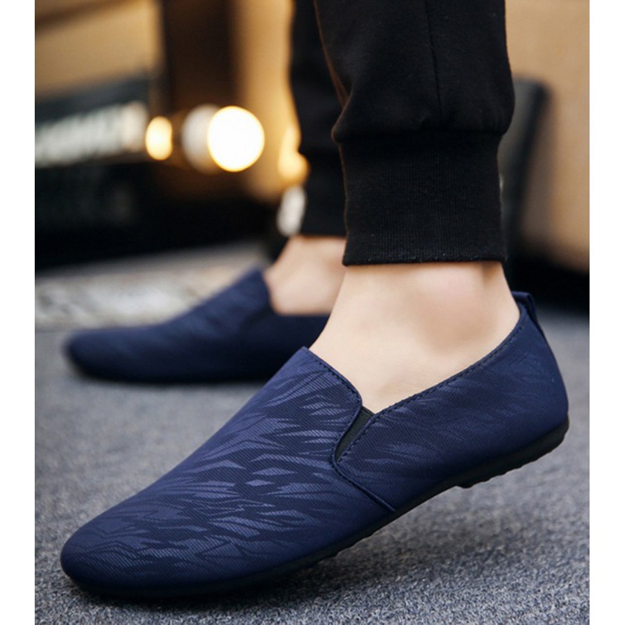 [SIÊU ÊM CHÂN]  Giày nam slip on hoa văn SM056 mềm, thoáng mát, đế cao su dẻo đàn hồi tốt, đi nhiều