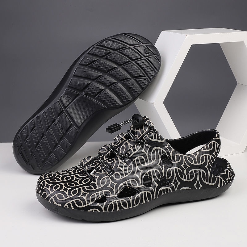 Dép Sandal Đục Lỗ Chống Thấm Nước Sử Dụng Kép Đi Biển Ngoài Trời Mùa Hè Mới Dễ Phối Đồ Cho Nam