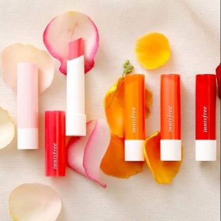 Son dưỡng có màu innisfree glow tint lip balm