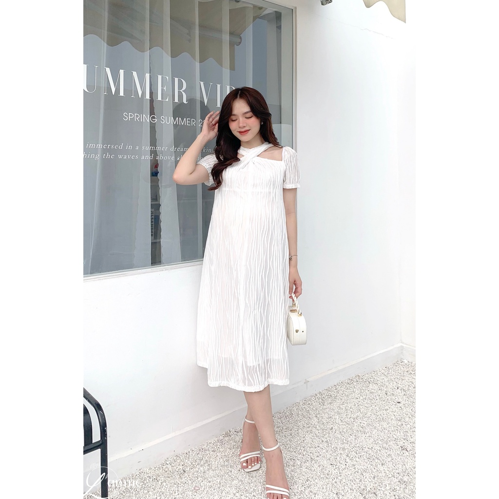 Váy bầu Eve Dress xoắn cổ, form dáng basic dễ mix match thiết kế bởi LAMME