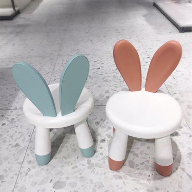 Ghế nhựa hình tai thỏ