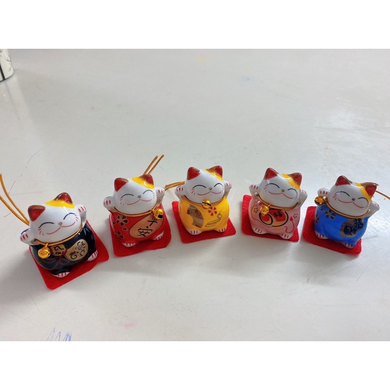 Bộ 05 mèo thần tài Maneki Mako bằng sứ cầu phúc lộc bình an decor trang trí nhà cửa, góc làm việc, xe ô tô, DIY