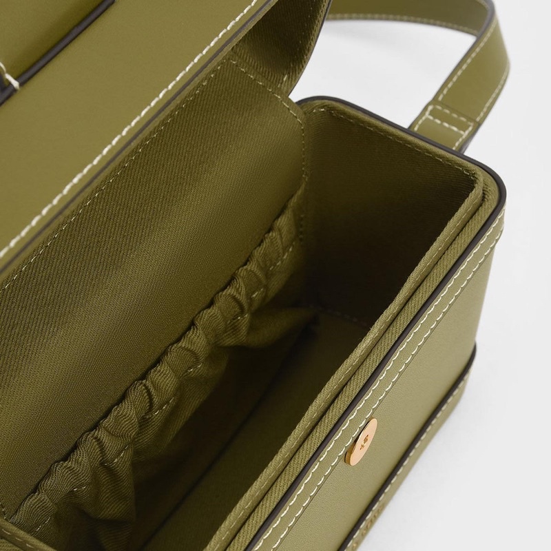 Túi dáng hộp đeo chéo, mẫu mới 2022