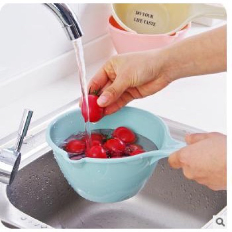 Gáo Nhựa Múc Nước Cán Dài