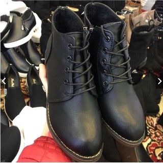 Boot cổ ngắn buộc day