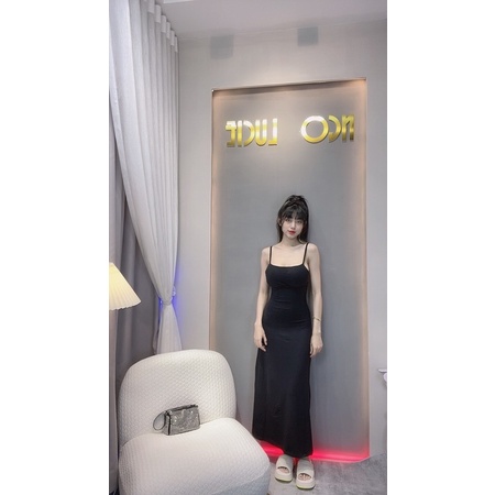 D116 - Đầm maxi hở lưng