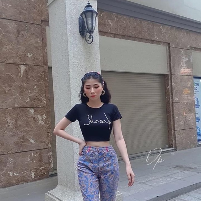 Áo Croptop body in chữ #fresh tay ngắn cổ tròn
