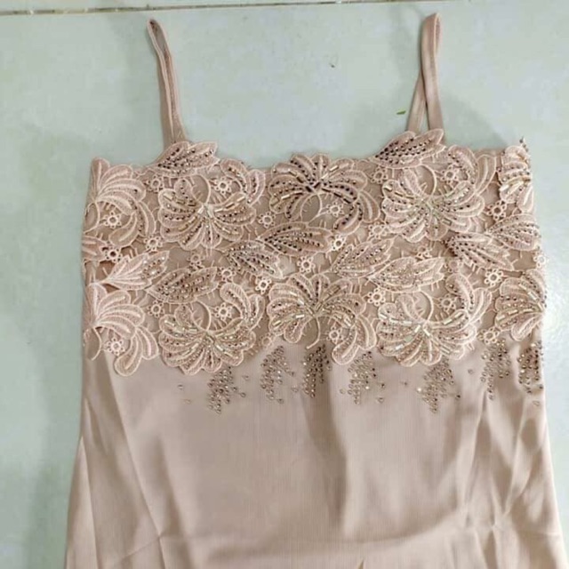 Ren đẹp mặc vest