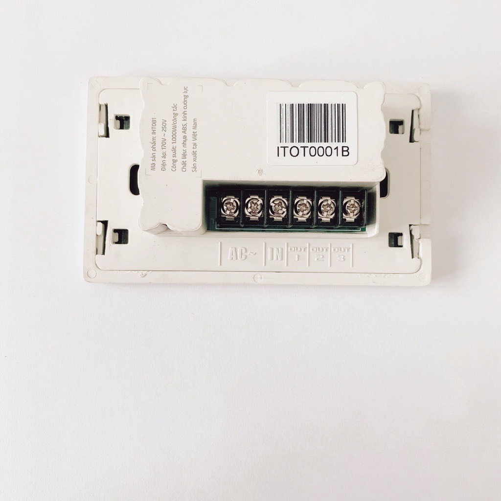 CÔNG TẮC CẢM ỨNG THÔNG MINH ITOT 3 NÚT_TÍCH HỢP SẴN WIFI