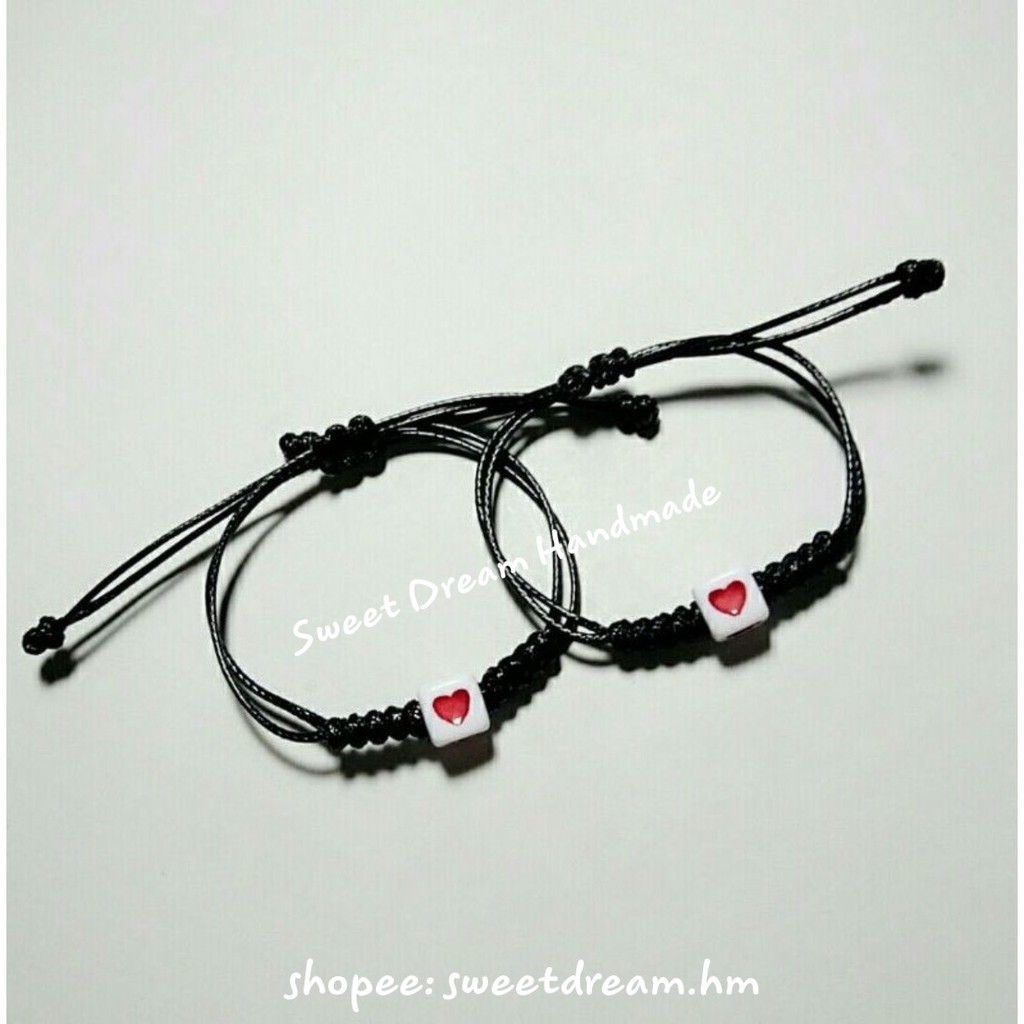 Vòng tay dây đan hạt trái tim, vòng tay handmade xinh xắn - Sweet Dream Handmade